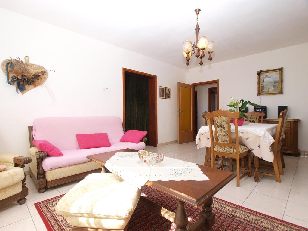 Apartment Luisa 1437 Peruski Экстерьер фото