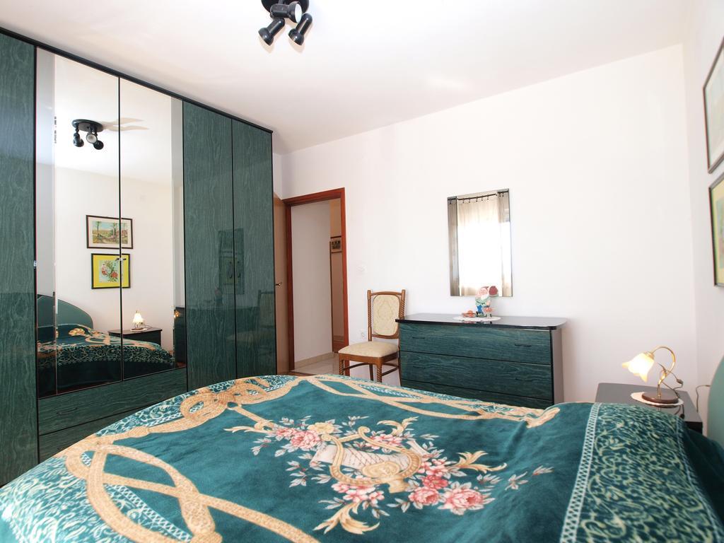 Apartment Luisa 1437 Peruski Экстерьер фото