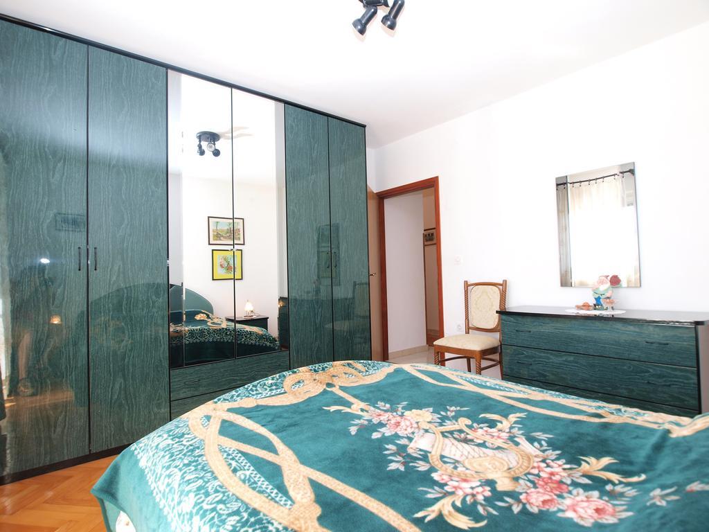 Apartment Luisa 1437 Peruski Экстерьер фото