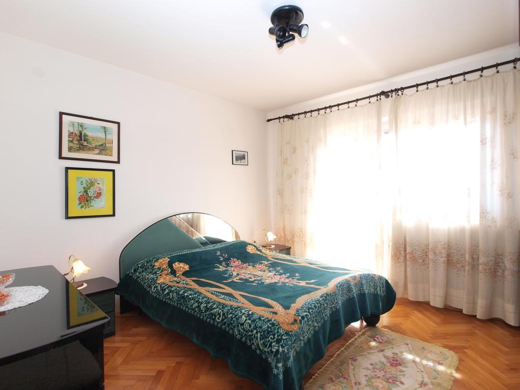 Apartment Luisa 1437 Peruski Экстерьер фото