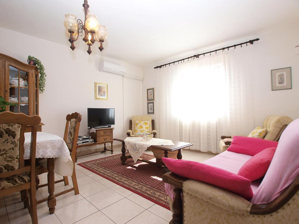 Apartment Luisa 1437 Peruski Экстерьер фото