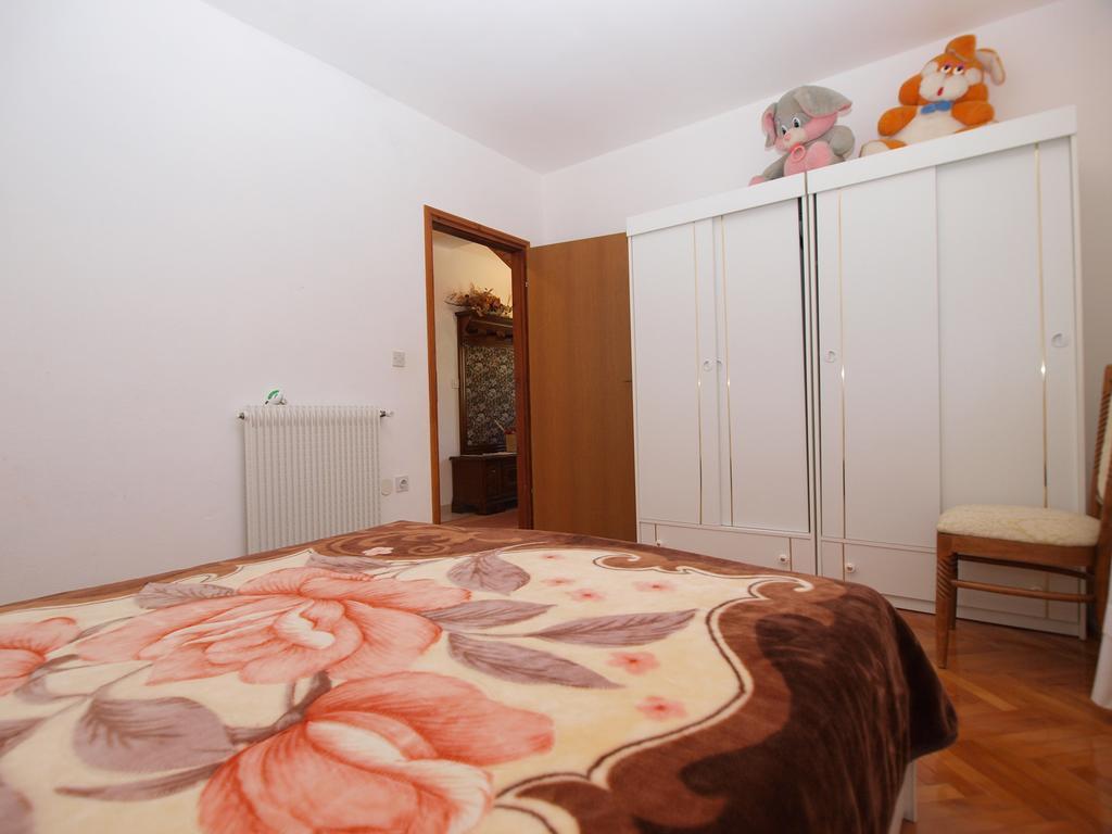 Apartment Luisa 1437 Peruski Экстерьер фото